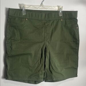 New Directions Dark Green Women's Bermuda Shorts